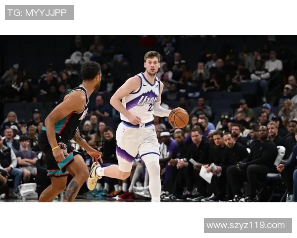 2014年NBA季后赛爵士队与灰熊队精彩对决回顾与分析